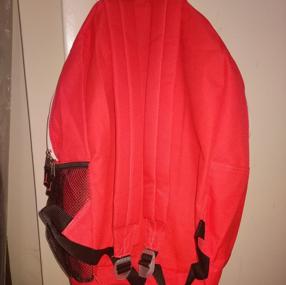 NWT Trailmaker Backpack - Picture 3 of 6